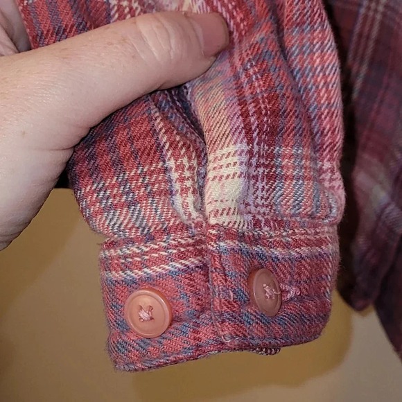 Women's size small Woolrich Pink Flannel button down shirt 100% cotton LOT C10 - Picture 7 of 11